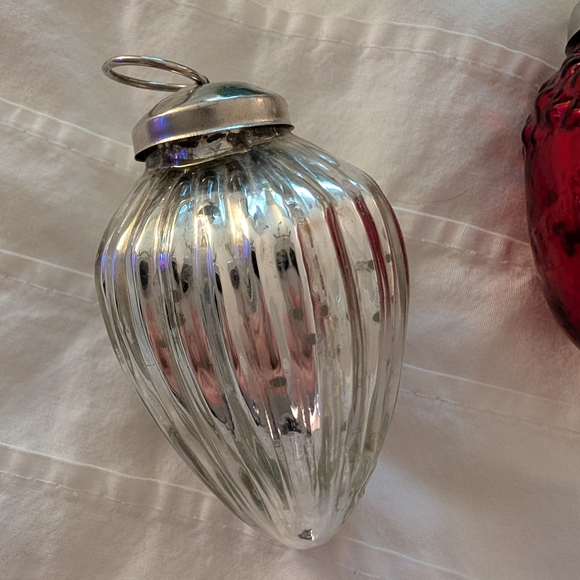 Antique Festive Glass Christmas Ornament Set - Green, Red, and Silver - Picture 4 of 7